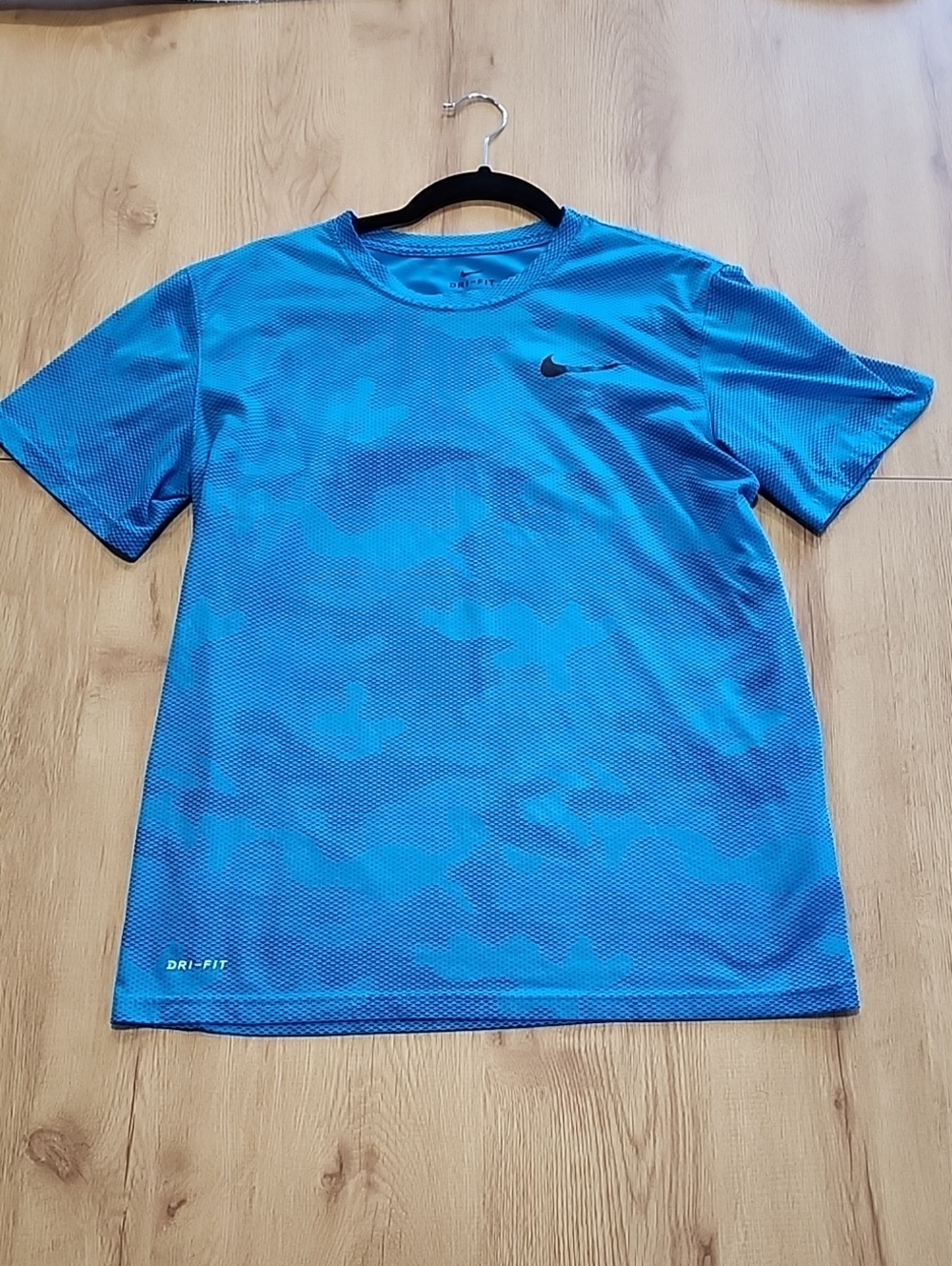 Nike Men’s Blue Short Sleeve Dri-FIT Tee with Subtle Camo